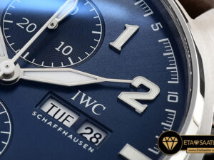 IWC0409 - Pilot Chrono Le Petit 377721 SSLE Blue ZF A7750 - 06.jpg